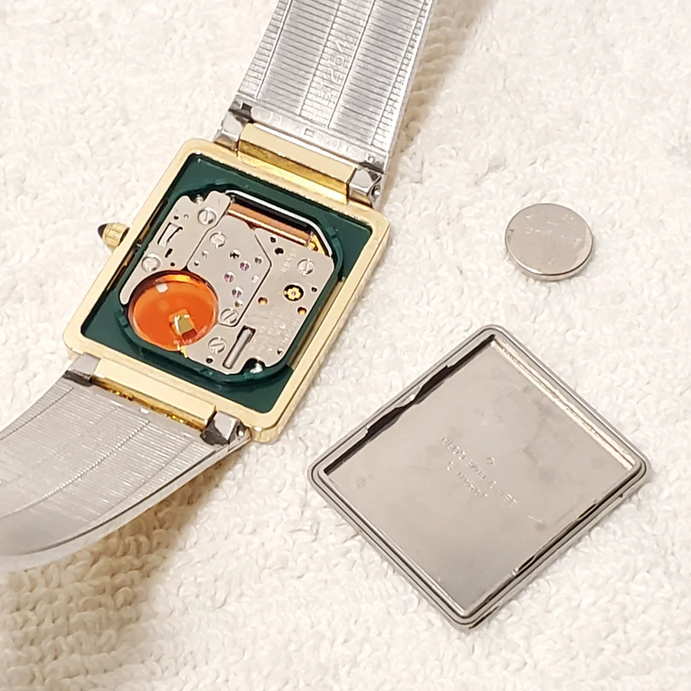 Vintage Seiko Men's 1 Diamond Dial Gold Plated Tank Quartz Watch 5 Jewels SS